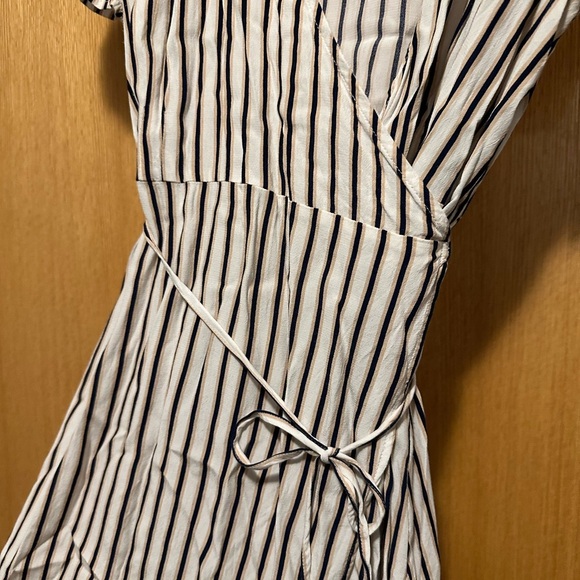 GAP wrap dress - Picture 4 of 7